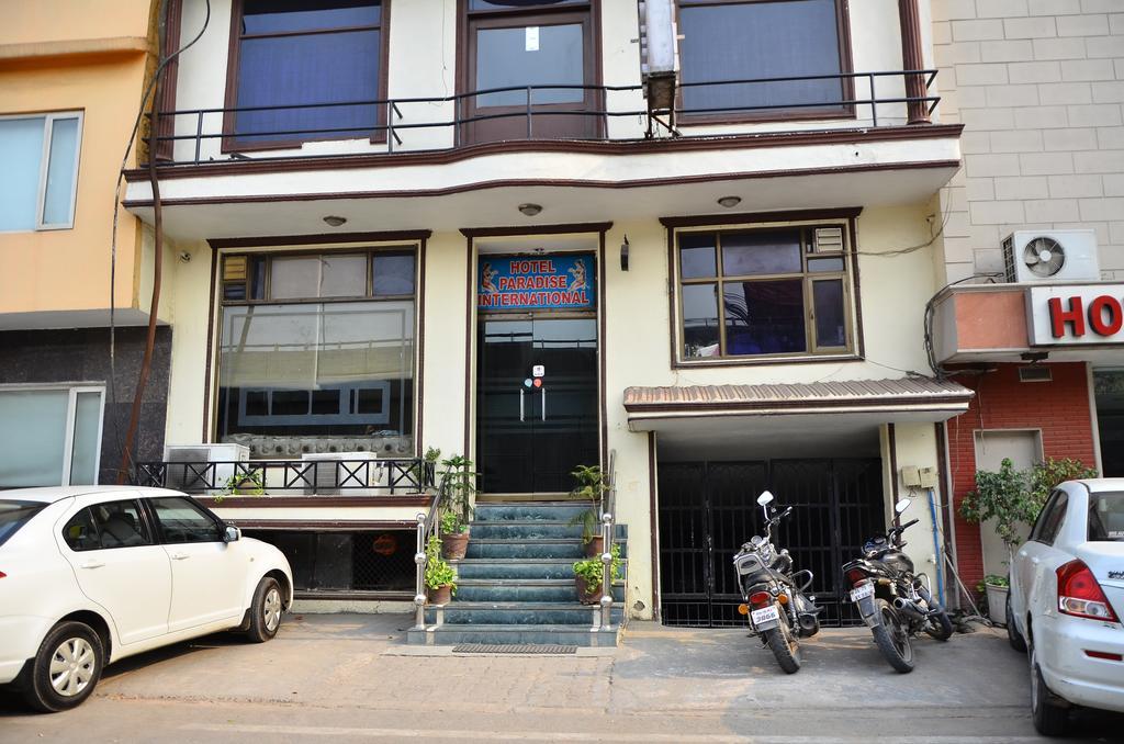 Airport Hotel Paradise International Nuova Delhi Esterno foto